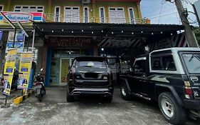 Hotel Lucky 21 Syariah Mitra Reddoorz Lubuklinggau Indonesia